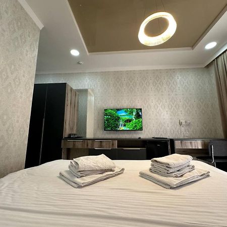 Vip Hotel Tashkent Exterior foto