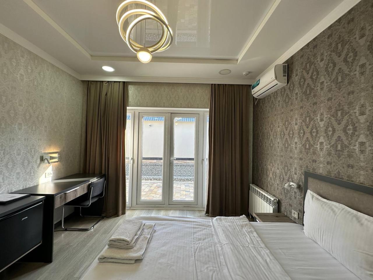 Vip Hotel Tashkent Exterior foto